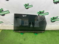 Audi / Q7 / Стекло двери