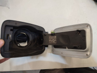 BMW / 3-Series / Горловина топливного бака