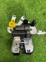 Audi / A5 / Замок багажника