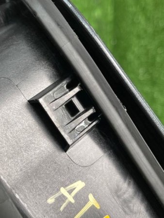 Audi / SQ8 / Лючок топливного бака