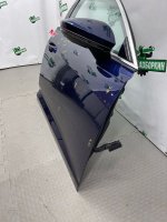 Audi / A6 / Дверь боковая