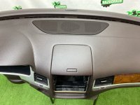 Volkswagen / Touareg / Торпедо