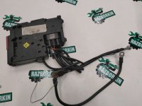 Mercedes-Benz / E-Class / Блок предохранителей