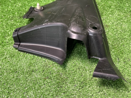 BMW / M6 / Водосток