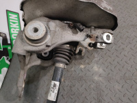 Audi / A4 / Кулак поворотный