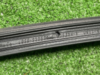 Ford / EXPLORER / Уплотнитель двери