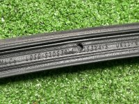 Ford / EXPLORER / Уплотнитель двери