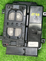 Audi / Q8 / Беспроводная зарядка