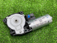 BMW / 3-Series / Моторчик люка