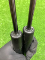 Audi / Q7 / Амортизатор двери багажника