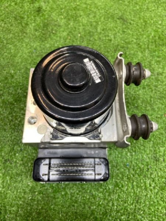 Volkswagen / Touareg / Блок ABS