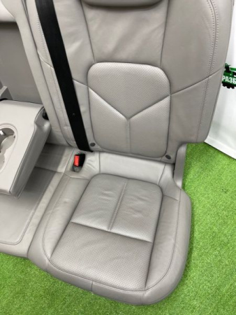 Porsche / Cayenne / Комплект сидений