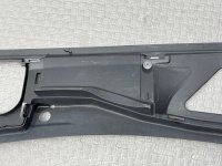 Audi / Q8 / Жабо