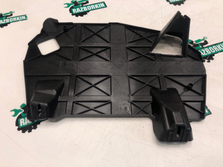 Mercedes-Benz / GLC 250d 4-matic / Опора для ног