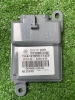 Audi / A4 / Блок управления сиденьем