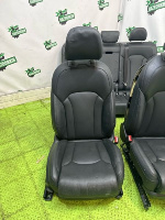 Audi / Q8 / Комплект сидений