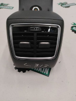 Audi / Q3 / Накладка центральной консоли