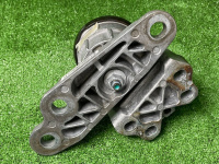 Ford / EXPLORER / Подушка двигателя