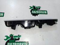 Audi / A6 / Ручка складывания сиденья