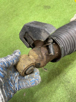 Audi / Q7 / Пневмостойка