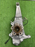 BMW / 7-Series / Кулак поворотный