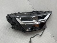 Audi / SQ8 / Фара