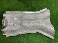 BMW / X5 / теплозащитный экран