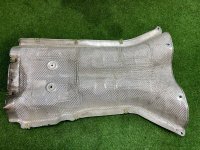 BMW / X5 / теплозащитный экран