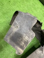 Volkswagen / Touareg / Подкрылок Volkswagen / Touareg / Подкрылок