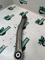 Volkswagen / Touareg / Рычаг подвески верхний Volkswagen / Touareg / Рычаг подвески верхний