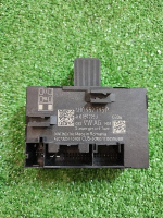 Volkswagen / Touareg / Блок управления двери