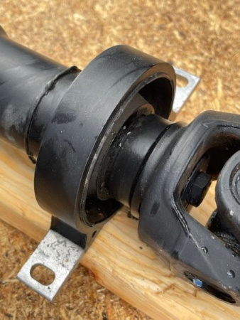 BMW / M6 / Карданный вал