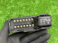 Mercedes-Benz / 190e / Блок управления круиз-контролем