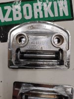 Audi / Q5 / Ручка коврика багажника