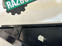 Audi / A4 / Угловая накладка двери