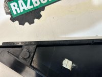 Audi / A4 / Угловая накладка двери