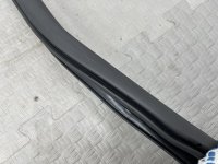 Audi / A6 / Уплотнитель двери
