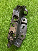 Audi / Q8 / Кронштейн бампера