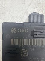 Audi / A6 / Блок управления двери