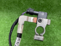 BMW / 7-Series / Клемма аккумулятора