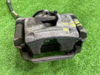 Audi / A4 / Суппорт тормозной