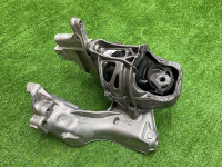 Audi / A6 / Кронштейн подрамника