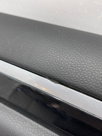 Porsche / Cayenne / Обшивка двери