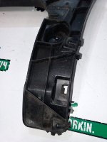 Audi / A6 / Направляющая бампера