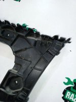 Audi / A6 / Направляющая бампера