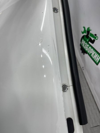 BMW / M6 / Крыло