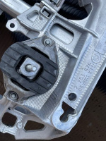 BMW / M6 / Подрамник