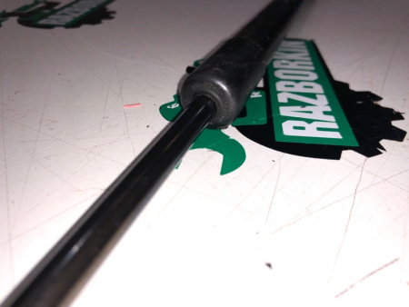 Volvo / XC60 / Амортизатор двери багажника