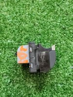 Audi / Q7 / Кнопка стеклоподъемника