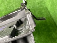 Ford / EXPLORER / Крепление аккумулятора